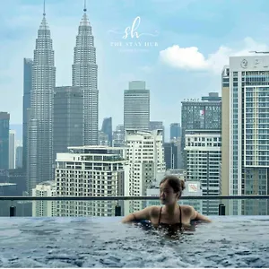 The Luxe Klcc View Sky Pool Apartamento